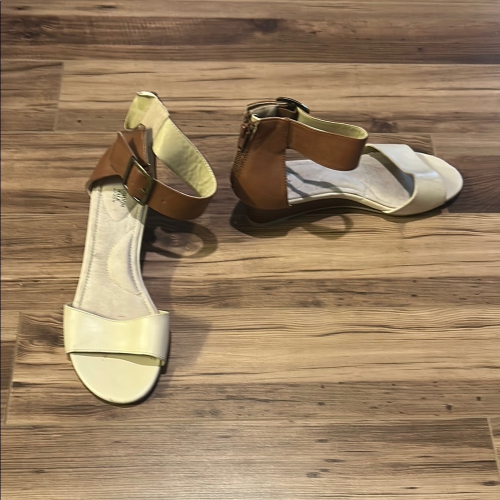 Avon Cream and Tan Wedges Elegant Summer Shoes